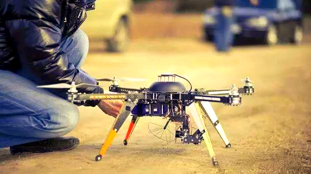 无人机如何魔改私人侦探的未来1 (2).png 无人机如何魔改私人侦探的未来1 (2).png